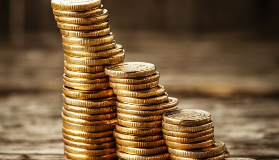 how to invest during a recession and profit 💡.jpg